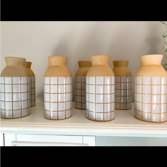 Ceramic vases. - Picture 1 of 1